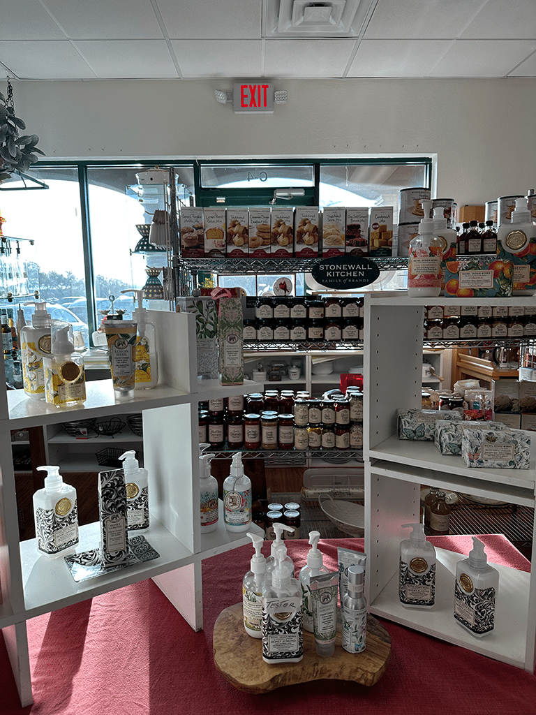 spr26_store01